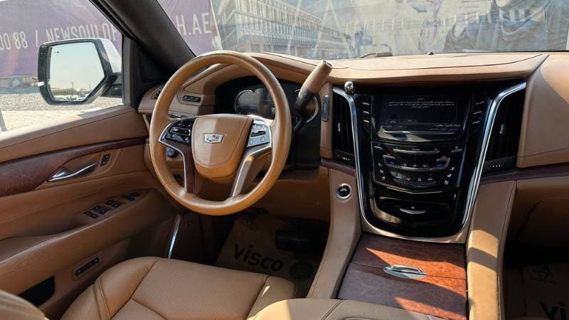 2017 Cadillac Escalade thumbnail 6