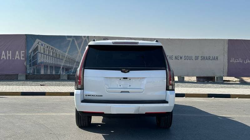 2017 Cadillac Escalade thumbnail 8