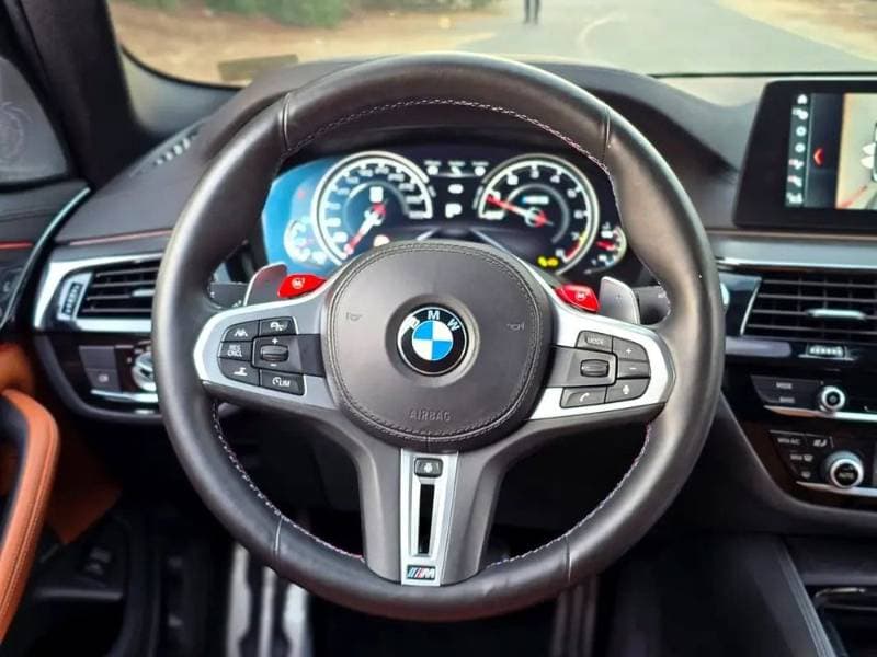 2019 BMW M5 Sedan thumbnail 4