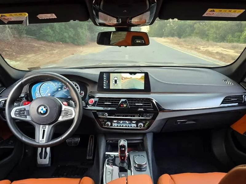 2019 BMW M5 Sedan thumbnail 5