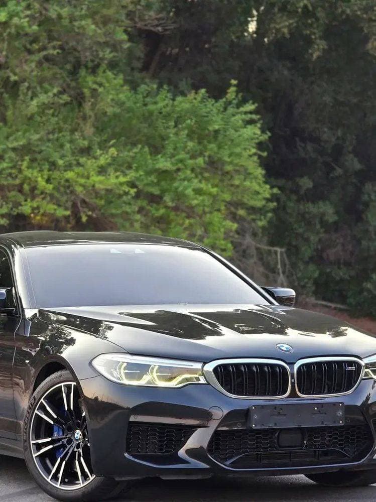 2019 BMW M5 Sedan thumbnail 3