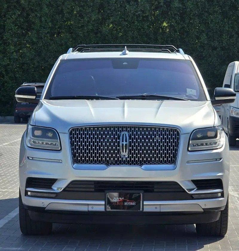 2018 Lincoln Navigator thumbnail 3