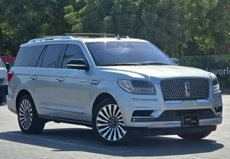 2018 Lincoln Navigator thumbnail 2