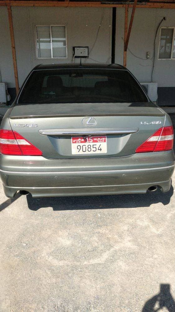 2005 Lexus LS-Series thumbnail 3