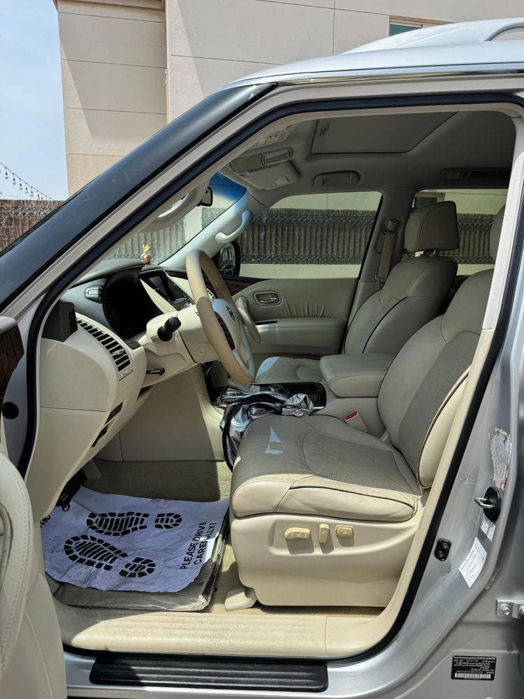 2012 Nissan Patrol thumbnail 5