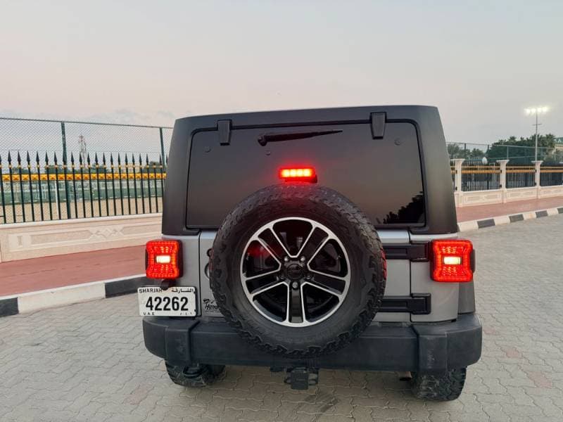 2017 Jeep Wrangler Unlimited thumbnail 4