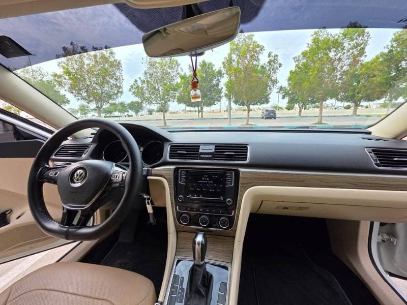 2018 Volkswagen Passat thumbnail 5