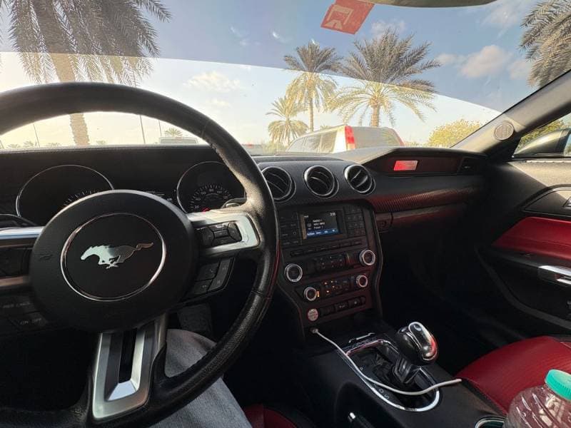 2016 Ford Mustang thumbnail 5