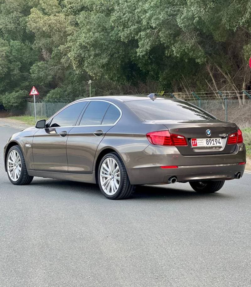 2013 BMW 5 Series thumbnail 4