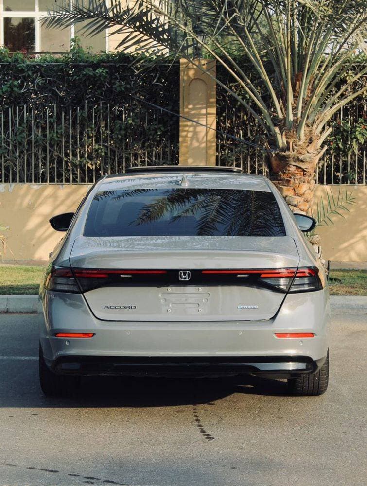 2023 Honda Accord thumbnail 4