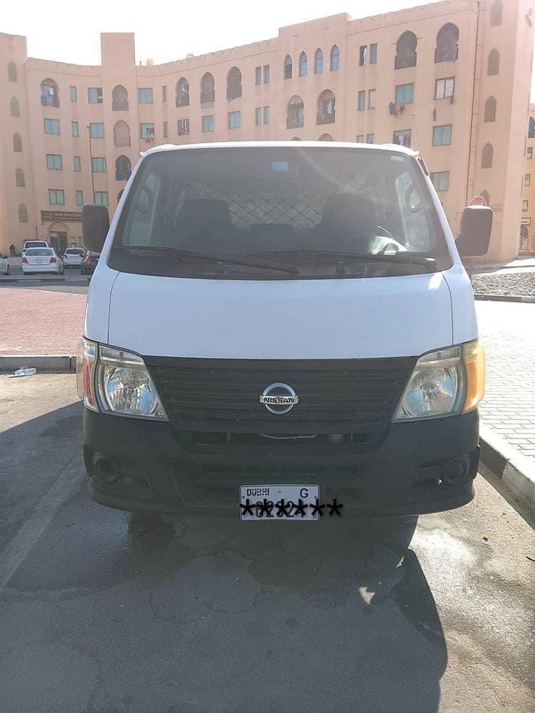 2012 Nissan Urvan thumbnail 2