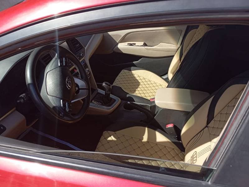 2020 Hyundai Elantra thumbnail 4