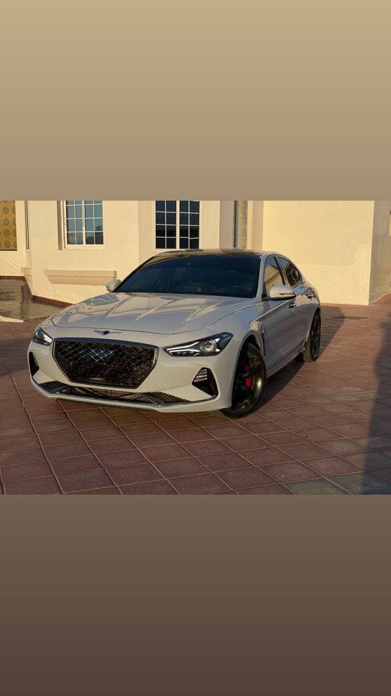 2018 Genesis G70 thumbnail 3