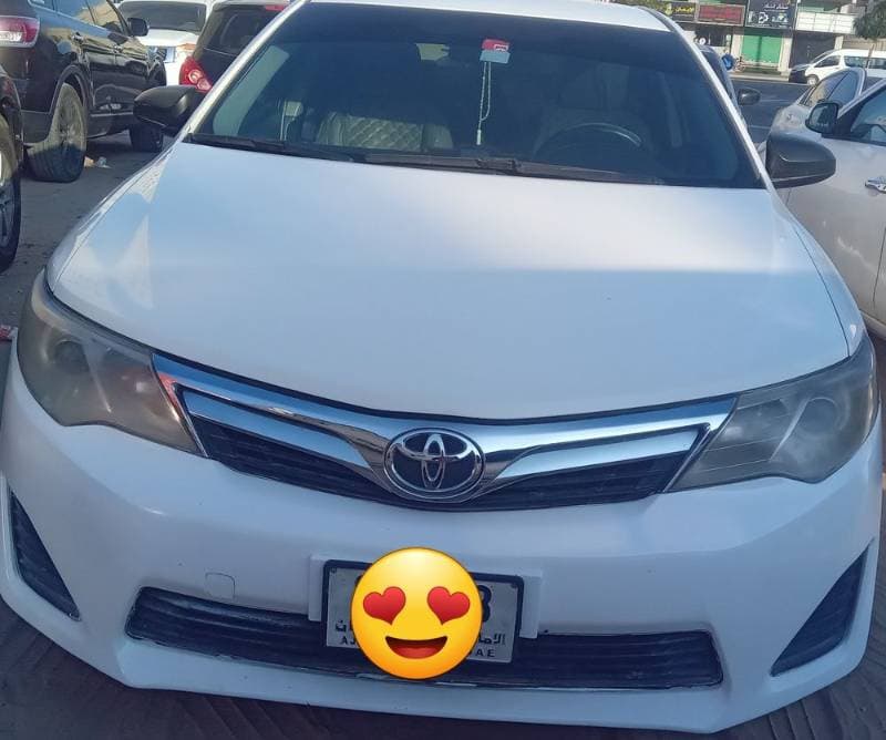 2015 Toyota Camry thumbnail 3