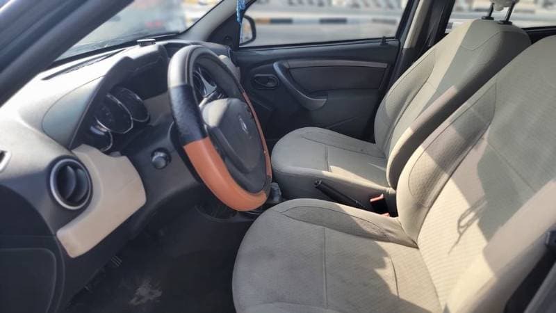 2018 Renault Duster thumbnail 3