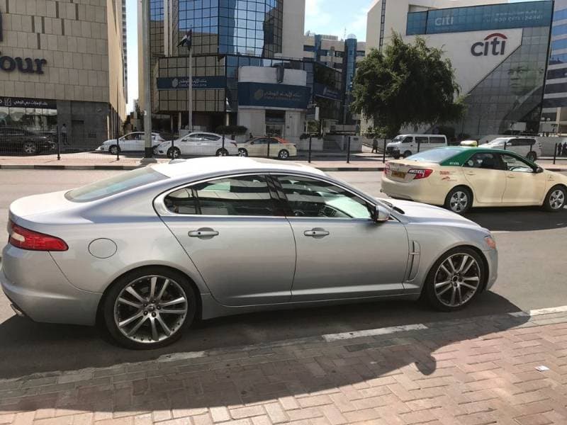 2011 Jaguar XF thumbnail 3