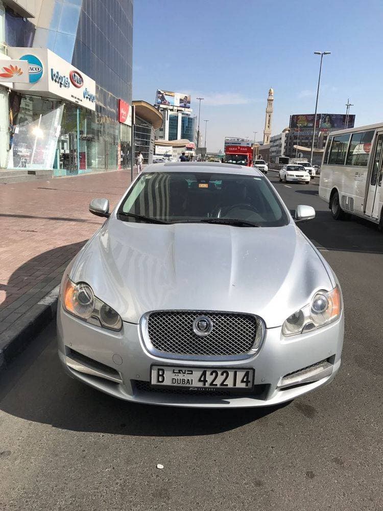 2011 Jaguar XF thumbnail 2