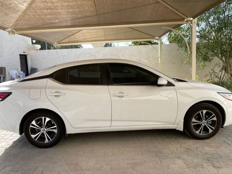 2020 Nissan Sentra thumbnail 2
