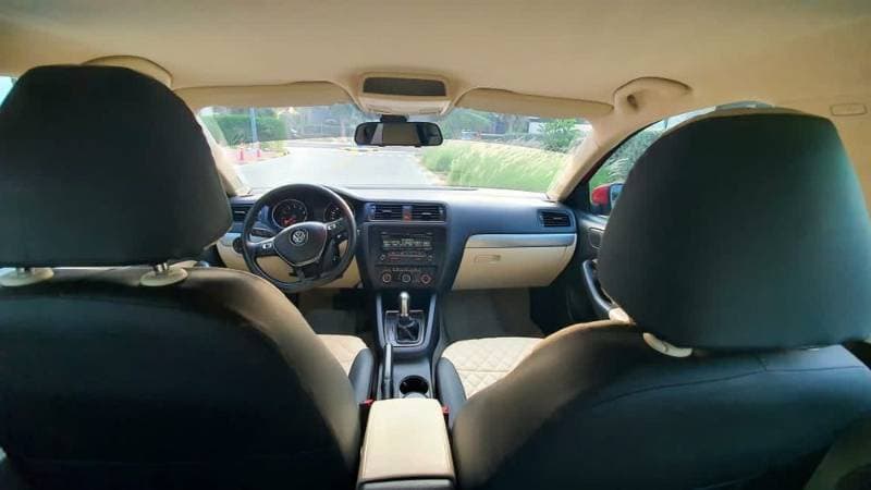 2015 Volkswagen Jetta thumbnail 2