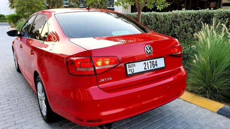 2015 Volkswagen Jetta thumbnail 4
