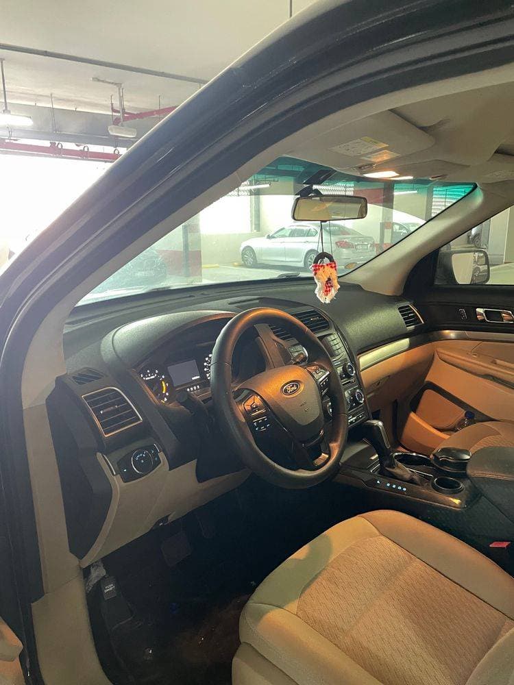 2016 Ford Explorer thumbnail 4