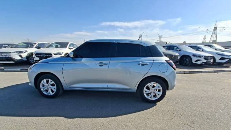 2025 Suzuki Swift Sport thumbnail 2