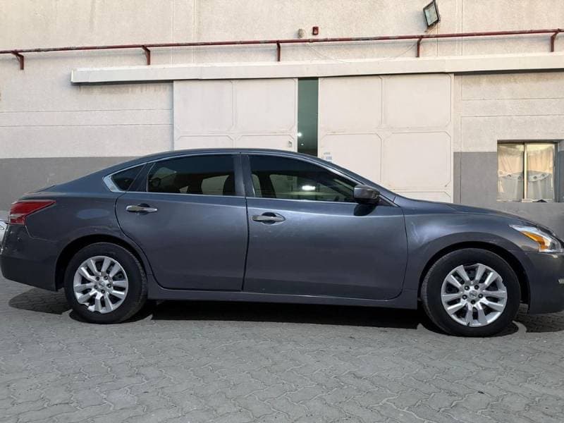 2014 Nissan Altima thumbnail 4