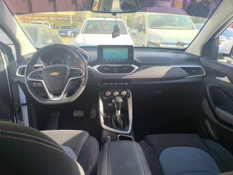 2023 Chevrolet Captiva thumbnail 4
