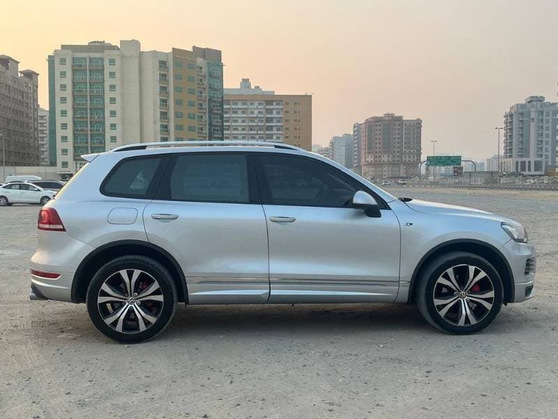 2013 Volkswagen Touareg thumbnail 4