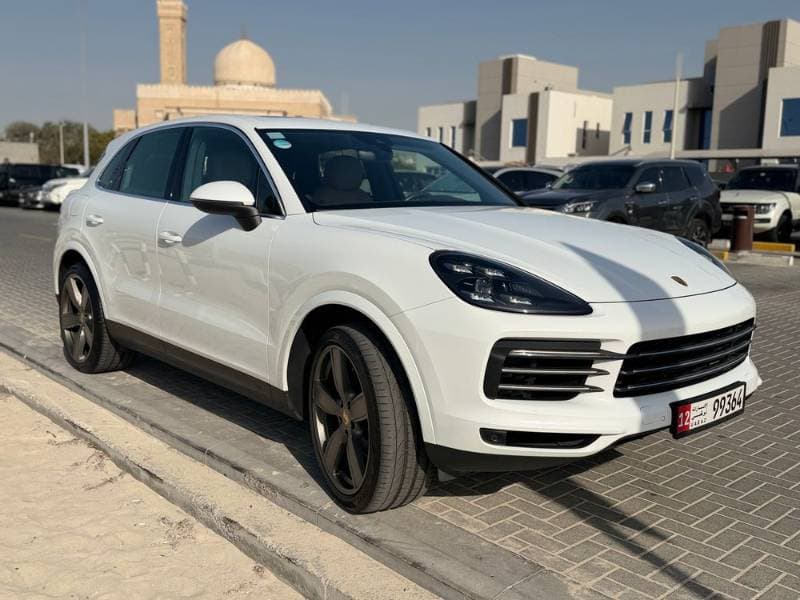 2019 Porsche Cayenne thumbnail 4