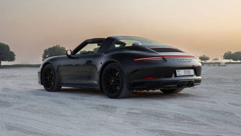 2019 Porsche 911 thumbnail 4