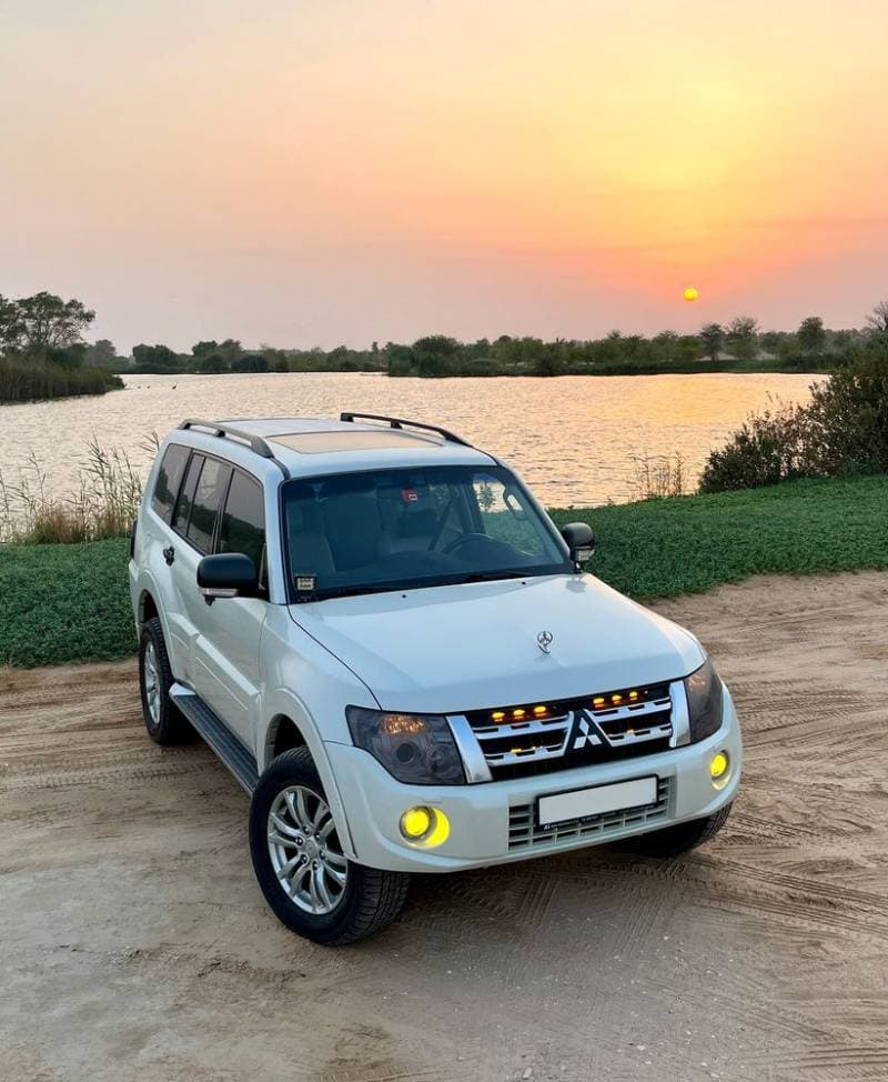 2013 Mitsubishi Pajero