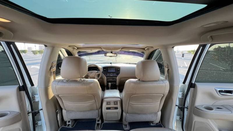 2014 Nissan Pathfinder thumbnail 5