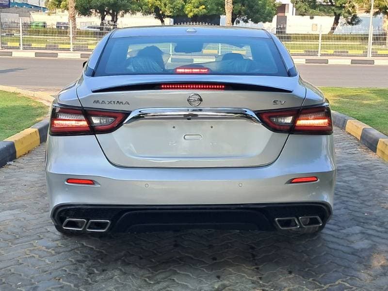 2020 Nissan Maxima thumbnail 3
