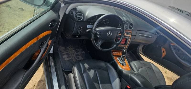 2003 Mercedes-Benz CLK-Class thumbnail 3