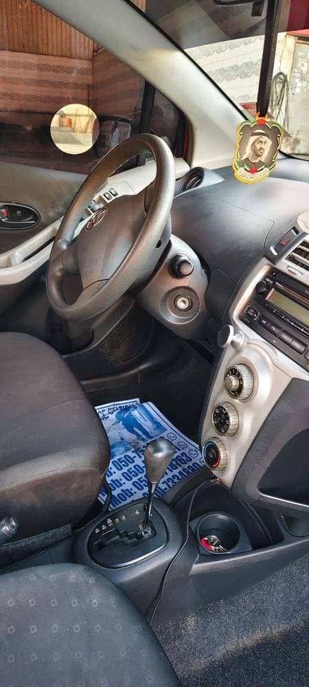 2007 Toyota Yaris thumbnail 5