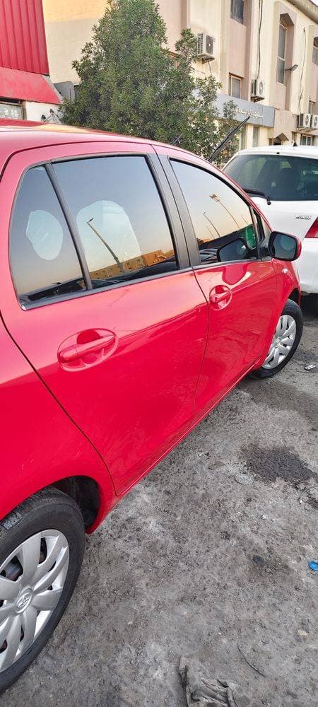2007 Toyota Yaris thumbnail 4