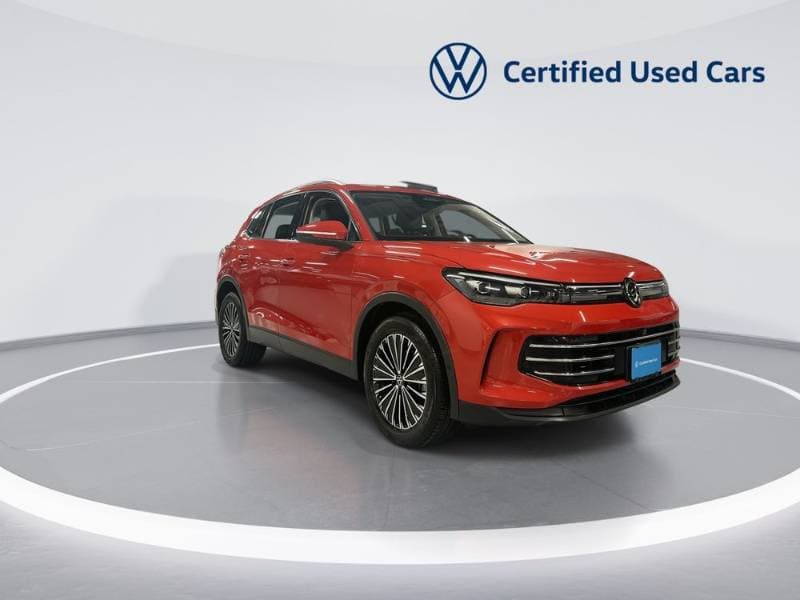 2024 Volkswagen Tiguan thumbnail 2