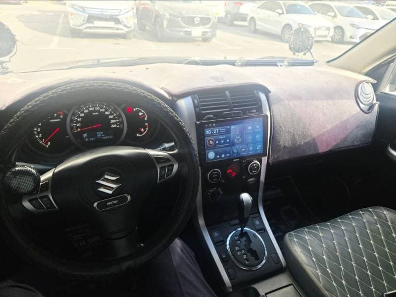 2015 Suzuki Grand Vitara thumbnail 5