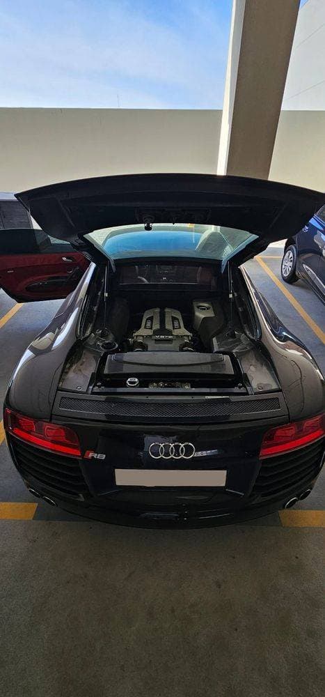 2009 Audi R8 Coupe thumbnail 5
