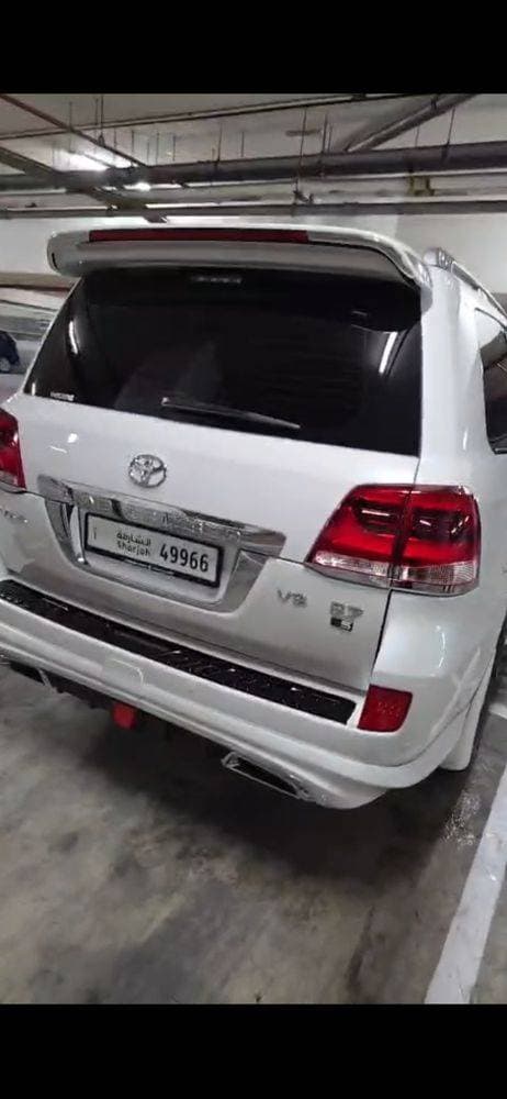 2008 Toyota Land Cruiser thumbnail 4