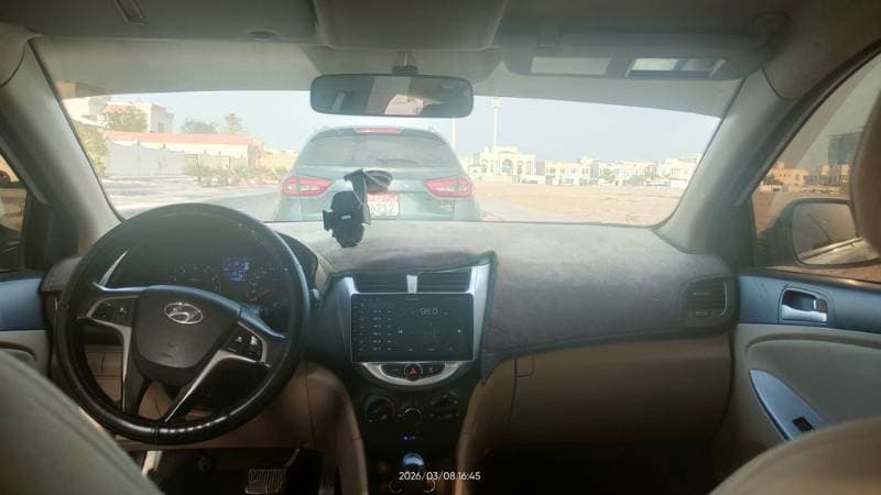 2017 Hyundai Accent thumbnail 3