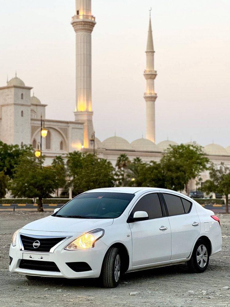2019 Nissan Sunny thumbnail 2