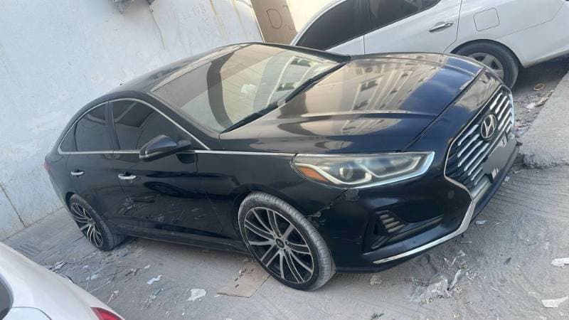 2018 Hyundai Sonata thumbnail 2