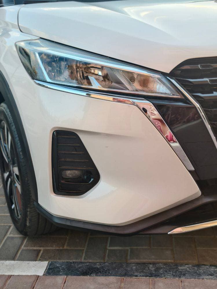 2024 Nissan Kicks thumbnail 3
