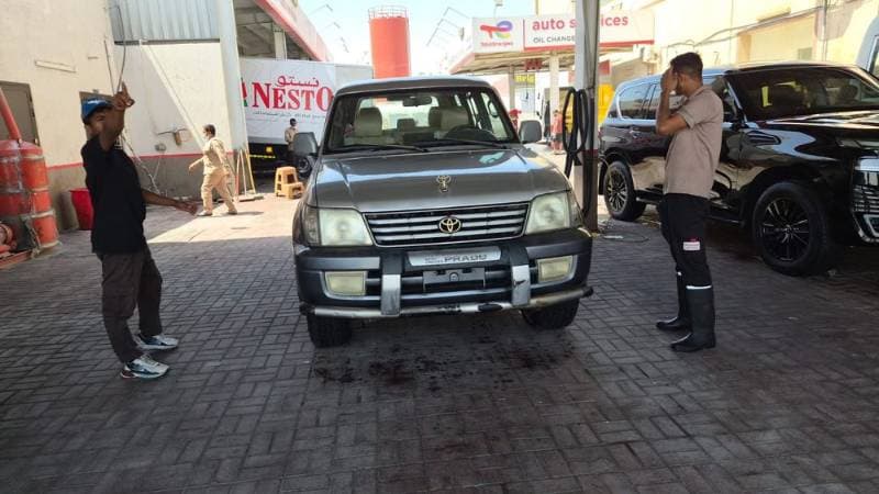 2001 Toyota Land Cruiser Prado thumbnail 3