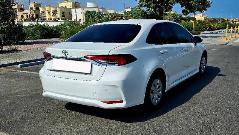 2021 Toyota Corolla thumbnail 5