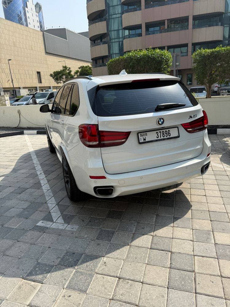 2017 BMW X5 thumbnail 3