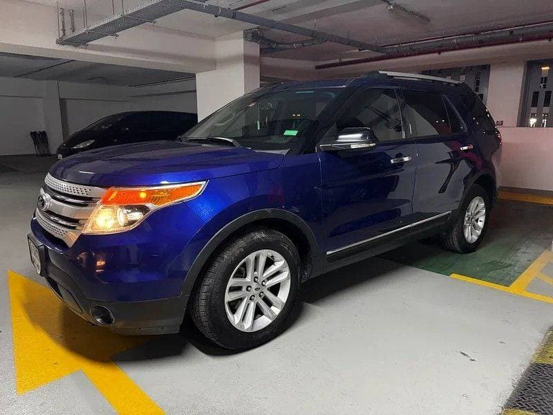 2013 Ford Explorer thumbnail 3