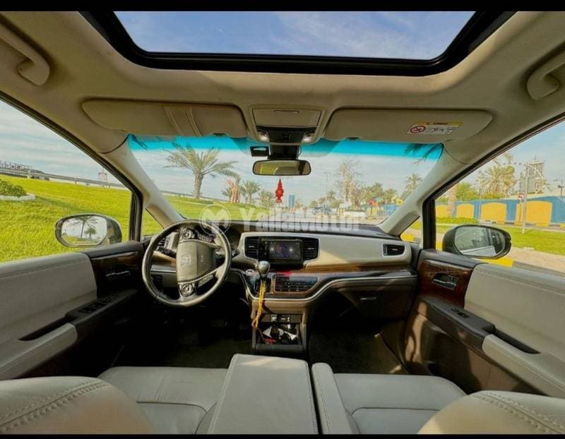 2018 Honda Odyssey J thumbnail 5